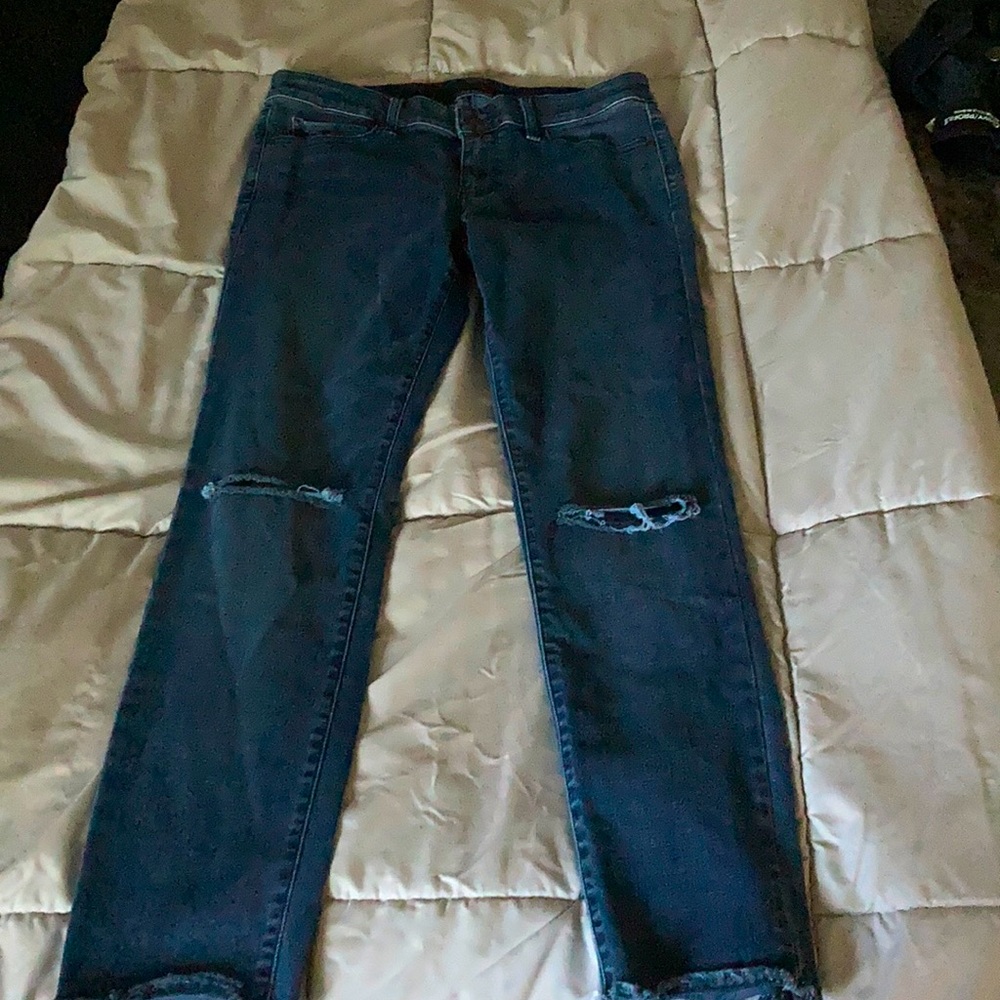 Uniqlo ripped knee skinny jeans